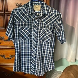 Wranglers man pearl snap shirt